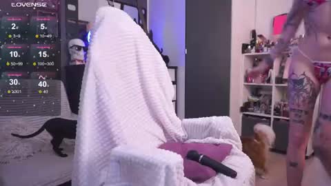 Asya UwU   online show from 13, 6, 2026