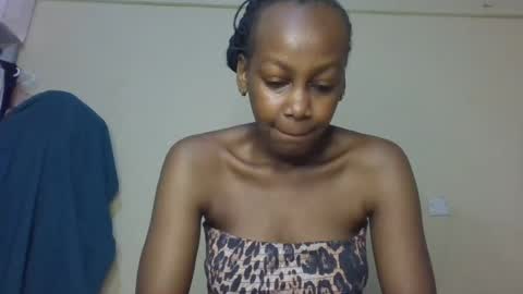 Snapshot of freaky_beauty chatting on 18, 6, 2026 freaky_beauty online show from 18, 6, 2026