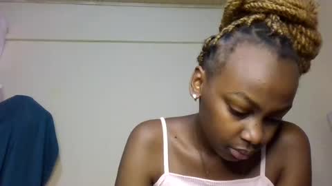 Snapshot of freaky_beauty chatting on 28, 7, 2026 freaky_beauty online show from 28, 7, 2026