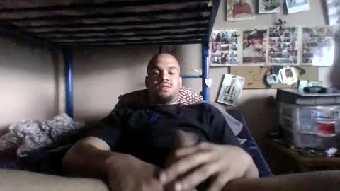 Snapshot of freakyfreddie48 chatting on 19, 2, 2025 freakyfreddie48 online show from 19, 2, 2025