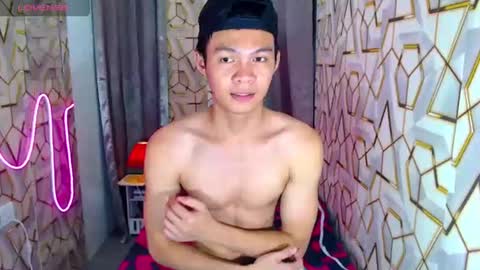 Snapshot of freakymarkxxx chatting on 21, 6, 2026 Mark online show from 21, 6, 2026