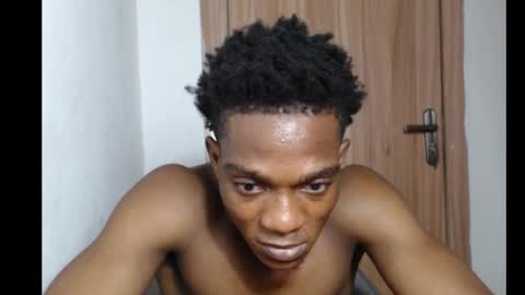 freakyslut30 online show from 15, 2, 2025