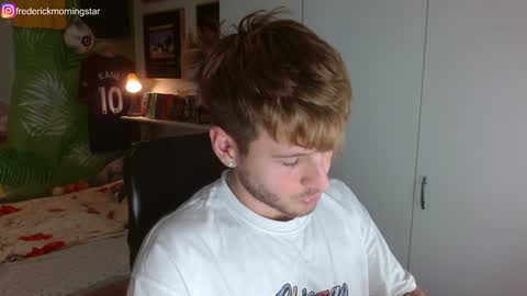 Snapshot of freddy_star chatting on 10, 12, 2024 Frederick Perin online show from 10, 12, 2024