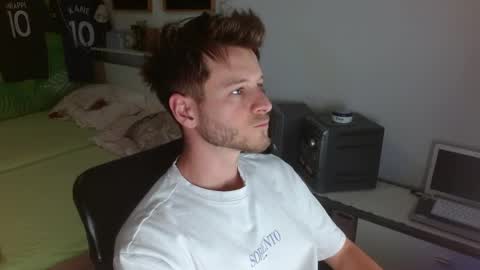 Snapshot of freddy_star chatting on 4, 5, 2026 Frederick Perin online show from 4, 5, 2026