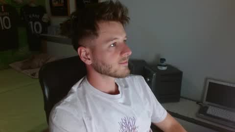 Snapshot of freddy_star chatting on 11, 5, 2026 Frederick Perin online show from 11, 5, 2026