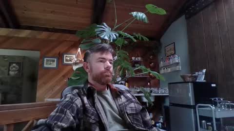 Snapshot of freddypj chatting on 25, 9, 2025 Freddy online show from 25, 9, 2025