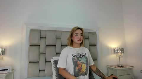 Snapshot of frehia_dimou chatting on 19, 2, 2026 Frehia online show from 19, 2, 2026