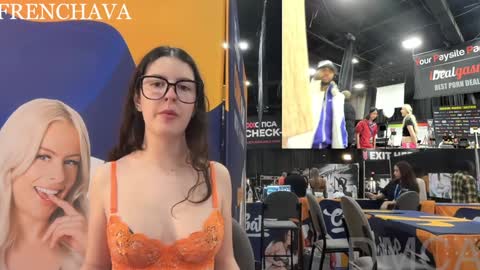 Snapshot of frenchava chatting on 26, 10, 2025 Ava online show from 26, 10, 2025