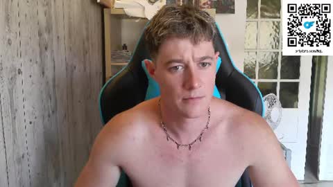 French Horny Bibs online show from 17, 6, 2026