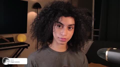 Snapshot of fresatanica chatting on 23, 1, 2025 Vale online show from 23, 1, 2025