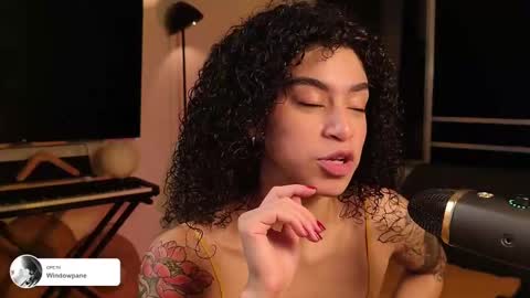 Snapshot of fresatanica chatting on 19, 2, 2025 Vale online show from 19, 2, 2025