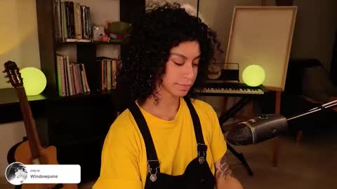 Snapshot of fresatanica chatting on 28, 9, 2025 Vale online show from 28, 9, 2025