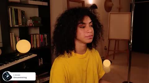 Snapshot of fresatanica chatting on 29, 10, 2025 Vale online show from 29, 10, 2025