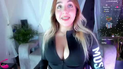 aura online show from 22, 9, 2025