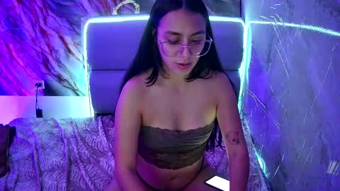 Snapshot of freyja_01 chatting on 1, 2, 2025 Freyja online show from 1, 2, 2025