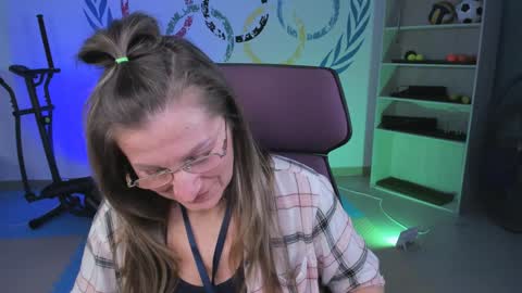 Snapshot of fridatander chatting on 25, 1, 2025 Frida Tander online show from 25, 1, 2025