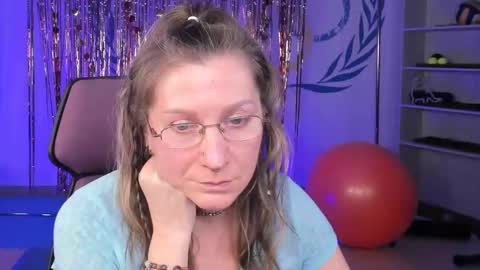 Snapshot of fridatander chatting on 24, 2, 2025 Frida Tander online show from 24, 2, 2025