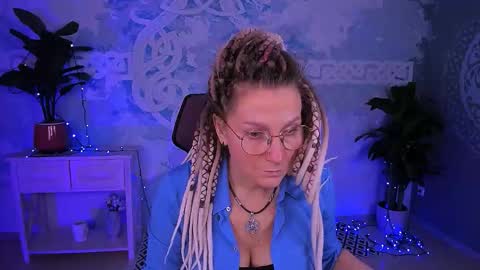 Frida Tander online show from 7, 3, 2026