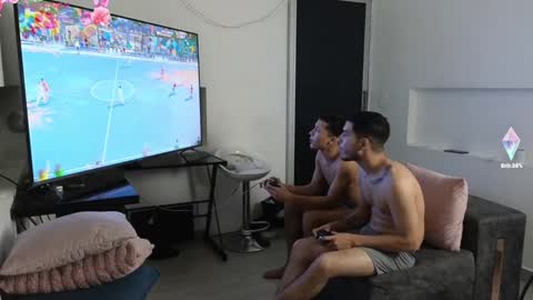 Bella Fran Steven and Pepe online show from 28, 12, 2024