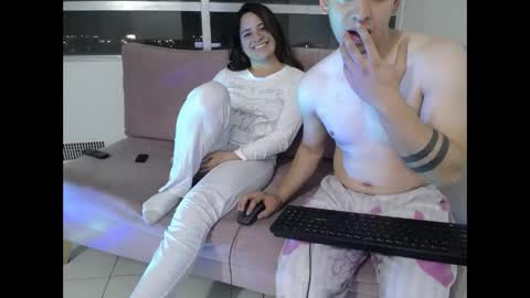 Snapshot of friendshot1209 chatting on 6, 10, 2025 Oliver-Venus online show from 6, 10, 2025