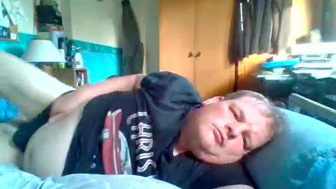 Snapshot of fritzboy290 chatting on 18, 7, 2026 Tom online show from 18, 7, 2026