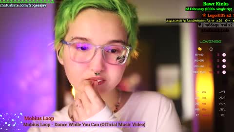 Snapshot of frogessjay chatting on 22, 2, 2025 Jaywise Frogfoot online show from 22, 2, 2025