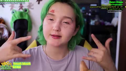 Snapshot of frogessjay chatting on 9, 9, 2025 Jaywise Frogfoot online show from 9, 9, 2025