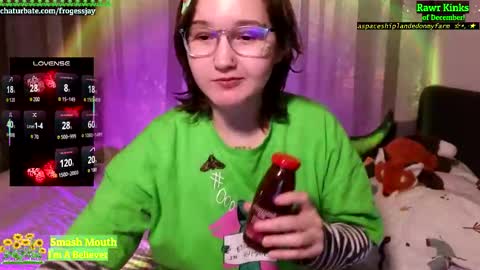 Snapshot of frogessjay chatting on 1, 12, 2025 Jaywise Frogfoot online show from 1, 12, 2025