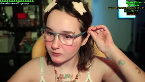 Snapshot of frogessjay chatting on 7, 1, 2026 Jaywise Frogfoot online show from 7, 1, 2026