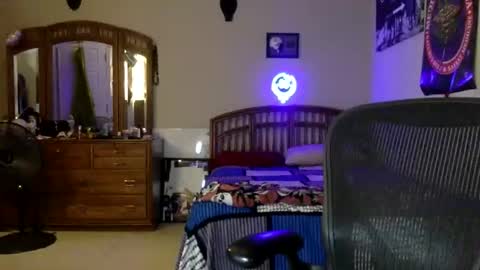 fromthabac online show from 4, 12, 2025