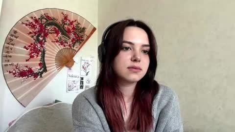 Snapshot of frosted_bloom chatting on 30, 6, 2026 Emily online show from 30, 6, 2026