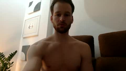 Snapshot of frozenyoga chatting on 17, 2, 2026 frozenyoga online show from 17, 2, 2026