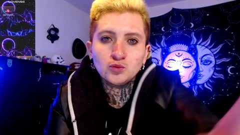 Snapshot of ftmblueyes chatting on 7, 1, 2025 HEHIM online show from 7, 1, 2025