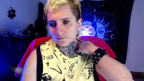 Snapshot of ftmblueyes chatting on 14, 1, 2025 HEHIM online show from 14, 1, 2025