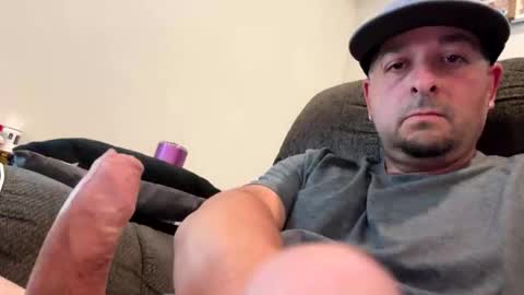 Horny to taste my cum online show from 15, 4, 2026