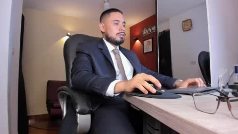 Snapshot of fuckerwate chatting on 11, 4, 2026 SERGIO THE SEX LAWYER online show from 11, 4, 2026