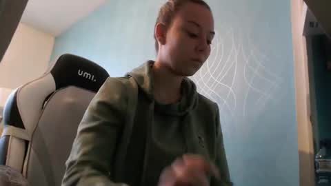 Snapshot of fuckhard4you chatting on 28, 11, 2025 La online show from 28, 11, 2025