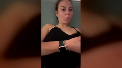 Snapshot of fuckhard4you chatting on 3, 2, 2026 La online show from 3, 2, 2026