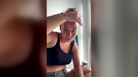 Snapshot of fuckhard4you chatting on 6, 2, 2026 La online show from 6, 2, 2026