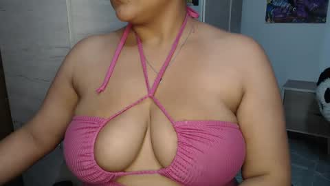 Mia and Gary  online show from 24, 10, 2025