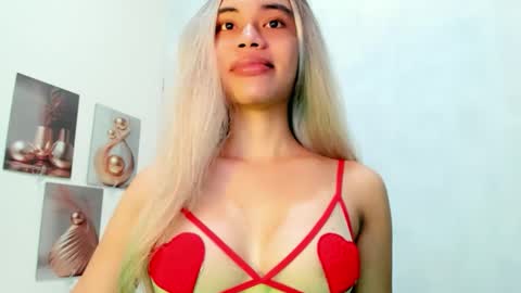 fuckingsexy143 online show from 29, 4, 2026