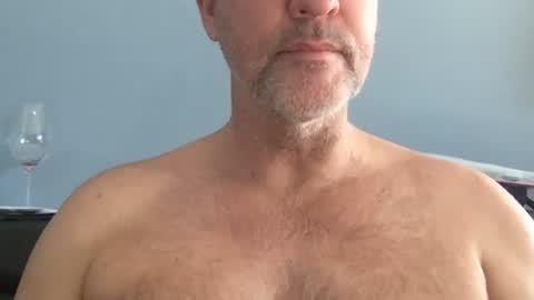 Snapshot of fuertecock chatting on 31, 12, 2024 Gregorio online show from 31, 12, 2024