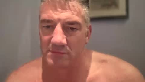 Snapshot of fullback_15 chatting on 11, 10, 2025 fullback_15 online show from 11, 10, 2025