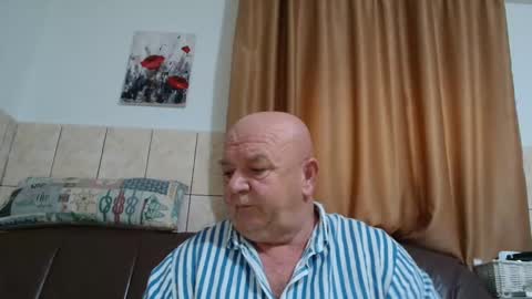 Snapshot of fullballs6 chatting on 2, 12, 2024 fullballs6 online show from 2, 12, 2024