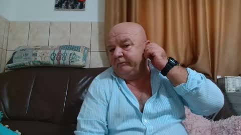 Snapshot of fullballs6 chatting on 5, 12, 2024 fullballs6 online show from 5, 12, 2024