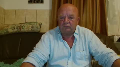 Snapshot of fullballs6 chatting on 18, 9, 2025 fullballs6 online show from 18, 9, 2025