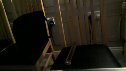 Snapshot of funcouple4282 chatting on 27, 10, 2025 marklaura online show from 27, 10, 2025