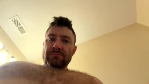 Curious guy showing off online show from 21, 7, 2026