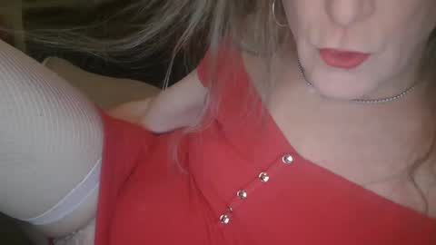 Jessie Love online show from 2, 3, 2025