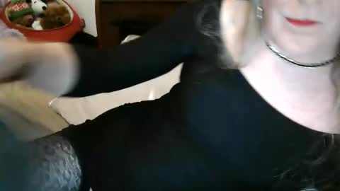 Snapshot of funtimetgirl chatting on 25, 4, 2026 Jessie Love online show from 25, 4, 2026